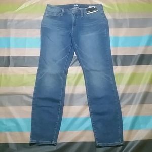 A.N.A A New Approach Mid-Rise Skinny Jeans